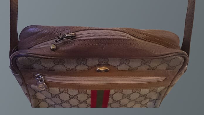 service resleting tas terdekat