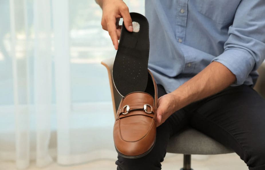 ukuran sepatu, cara mengatasi sepatu kebesaran